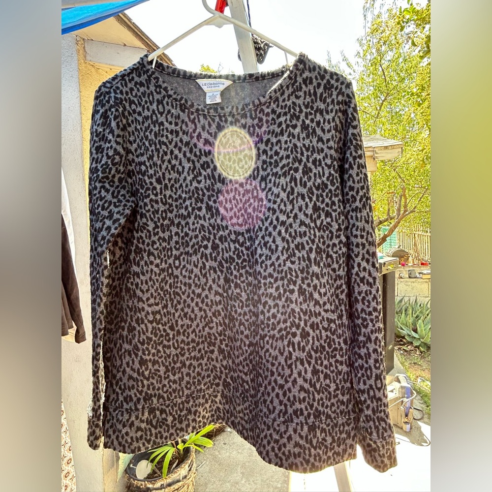 Liz Claiborne Black and Gray Leopard Print Sweater